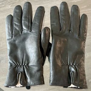 Women’s Black Leather Gloves